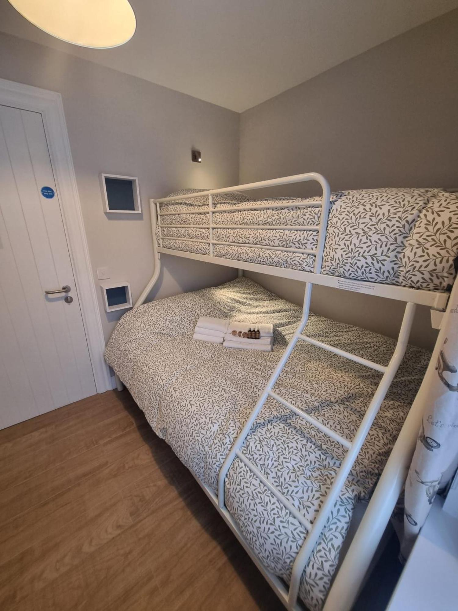 Hotel The Monkey Puzzle Bunclody Esterno foto
